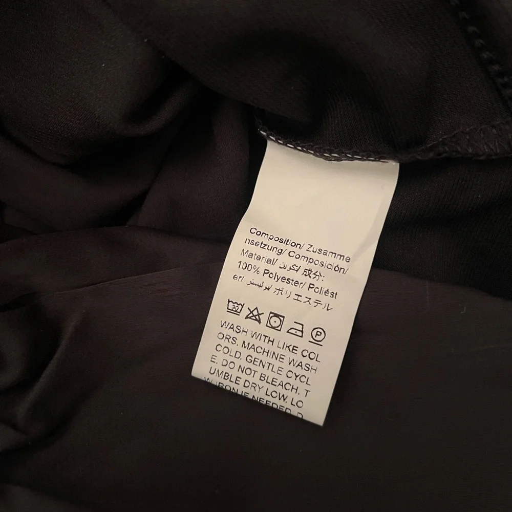 SHEIN Black Satin V-Neck Deep V Long-Sleeve Bodysuit - Picture 4 of 5